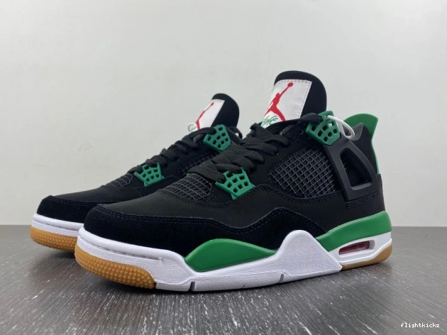 Retro 4 Jordan DR5415-030 SB 0813